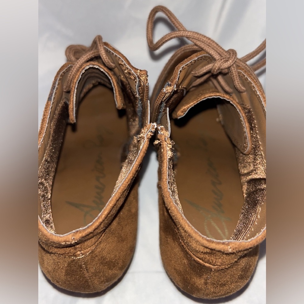 New American Eagle Brown Suede Ankle Wedge Booties 9.5 Lace Up Zip Side 3” Heel - Picture 6 of 7